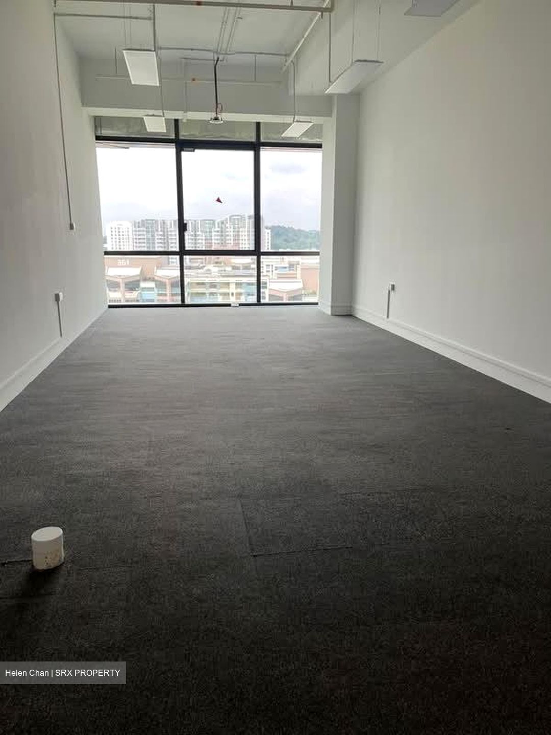 Woods Square (D25), Office #567991591